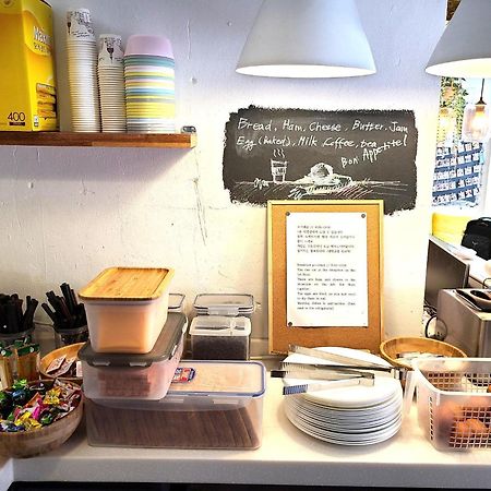 Seoul Cube Itaewon Hostel Bagian luar foto